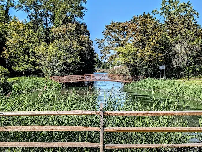 East Setauket Pond Park Picture 9