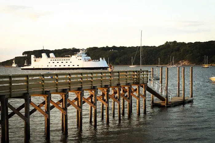 Poquott Community Dock Picture 1