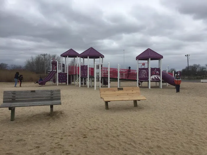 West Islip Town Beach And Marina Park Picture 5
