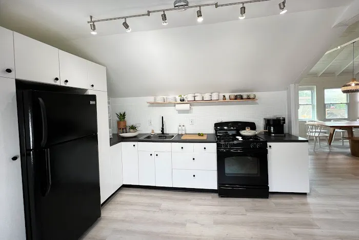 The Salted Bungalow Picture 4