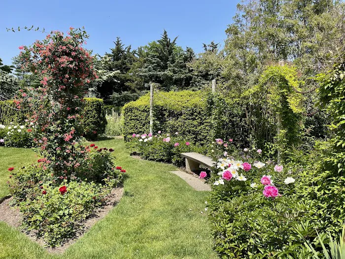 Farmingdale U Garden Picture 5