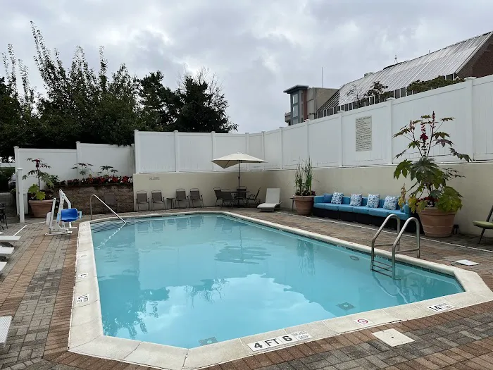 Four Points by Sheraton Melville Long Island Picture 3