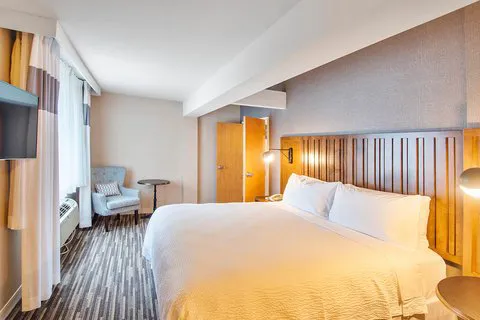 Four Points by Sheraton Melville Long Island Picture 1