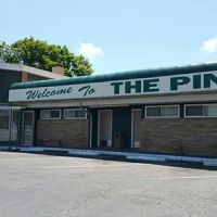 Pines Motor Lodge - Long Island Motel ico
