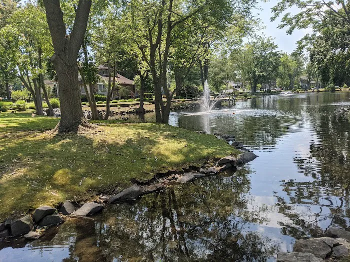 Heckscher Park Picture 2