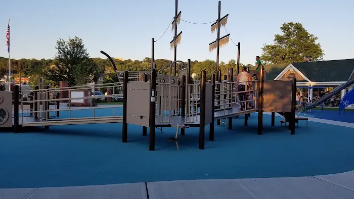 Rocketship Park Picture 5