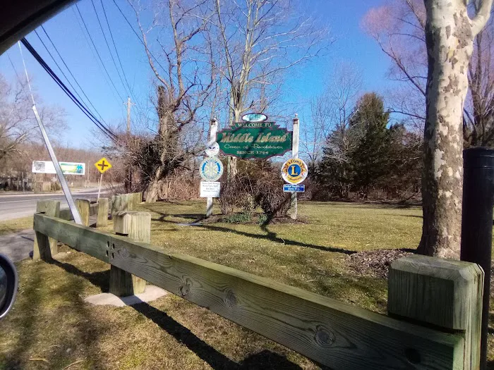 Bartlett Pond Park Picture 2