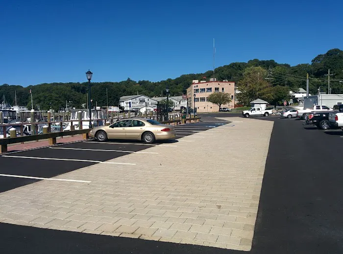 Halesite Marina Picture 6