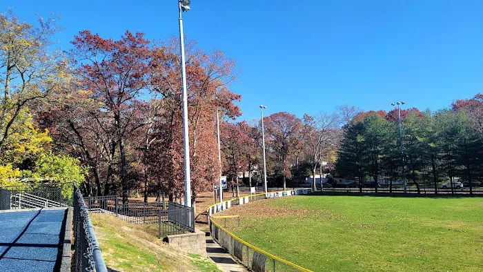 Plainview Old Bethpage community park Picture 2
