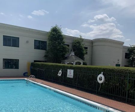 Holiday Inn Plainview-Long Island, an IHG Hotel
