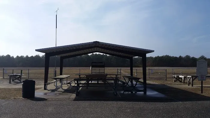 Model Airplane Park Picture 1