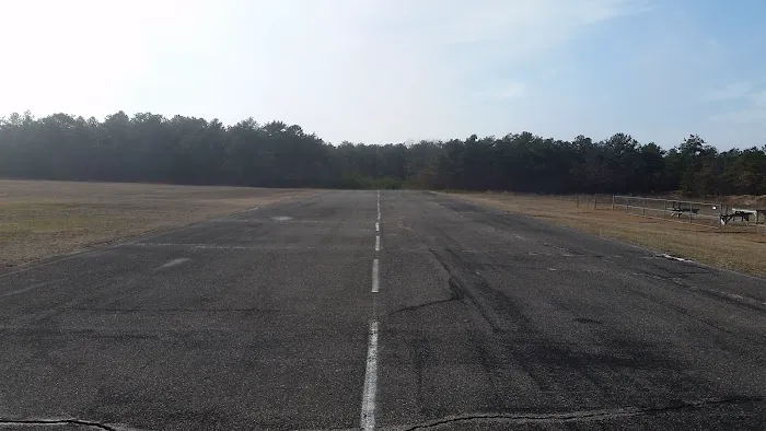 Model Airplane Park Picture 10