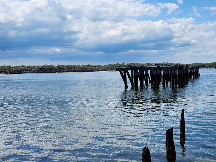 McAllister County Park - Port Jeff Harbor Beach - Picture 9