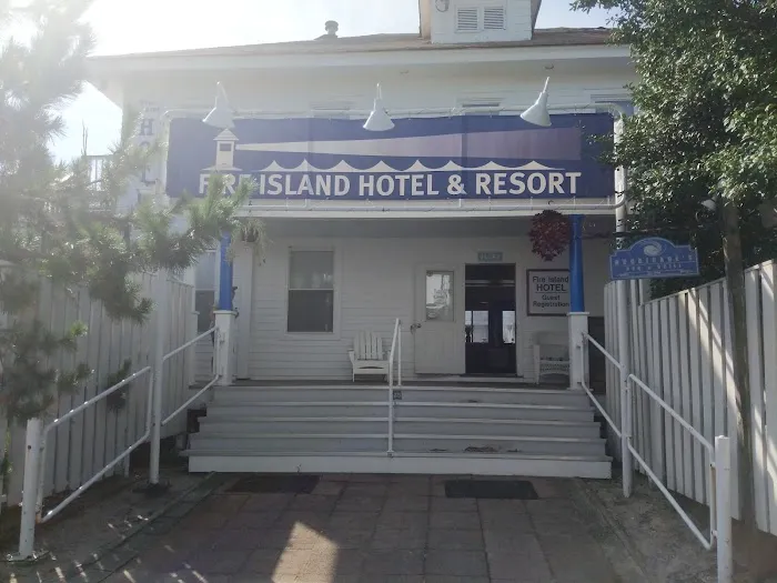 Fire Island Beach House Picture 9