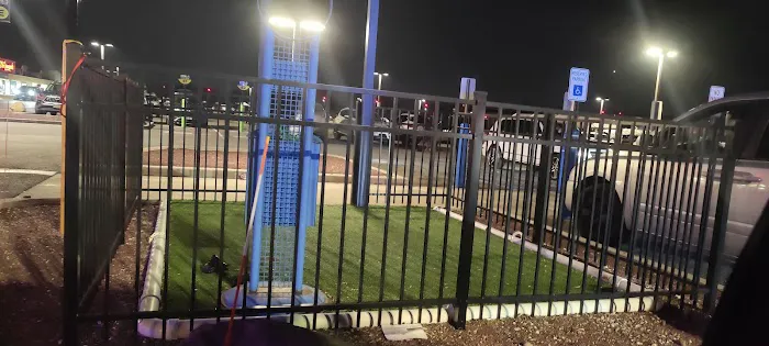 Airport Plaza Dog Park Picture 5