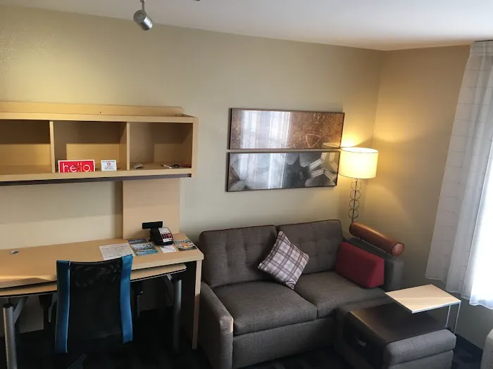 TownePlace Suites Republic Airport Long Island/Farmingdale Picture 7