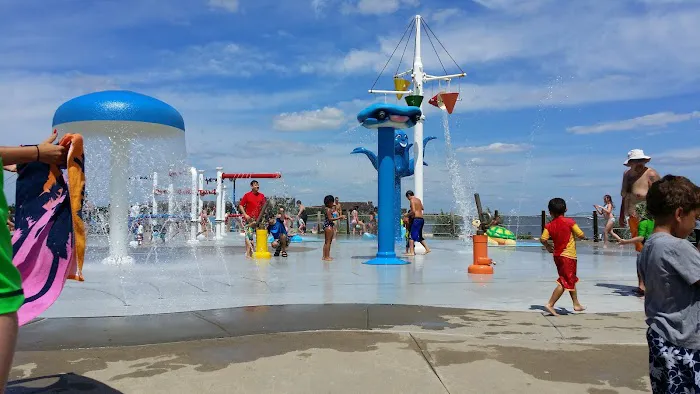 Venetian Shores Park Picture 2