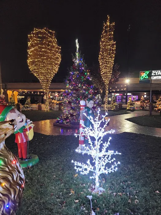 Lindenhurst Village Square Park and Gazebo Picture 3