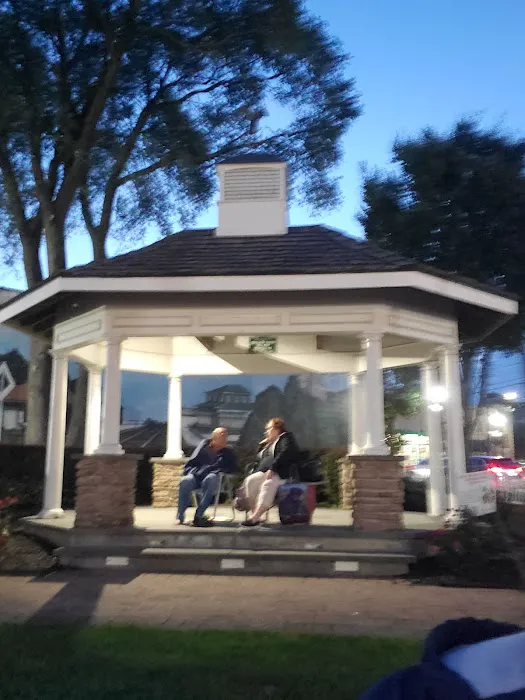 Lindenhurst Village Square Park and Gazebo Picture 5