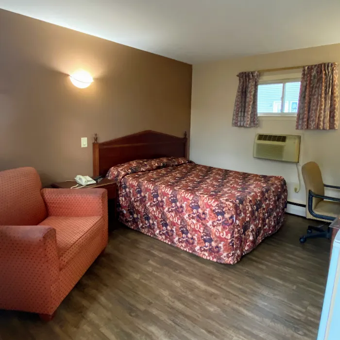 Sky Motel Picture 5