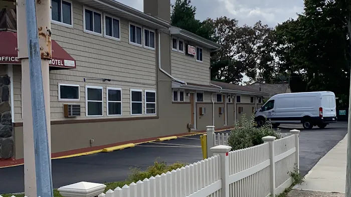 Sky Motel Picture 9