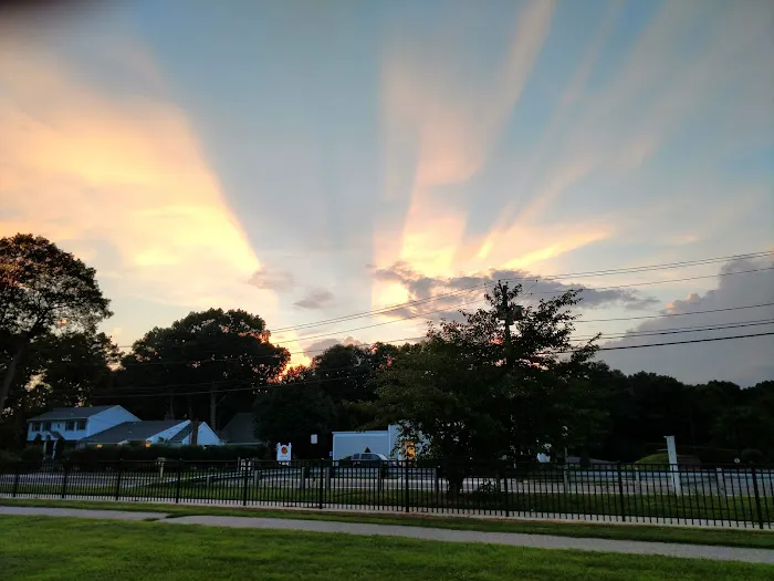 Sylvan Ave Park Picture 5