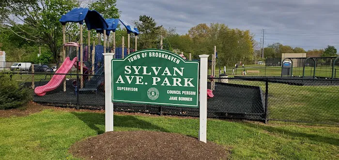 Sylvan Ave Park Picture 9