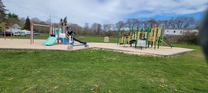 Town of Oyster Bay Neighborhood Park Plainview P12 Picture 1