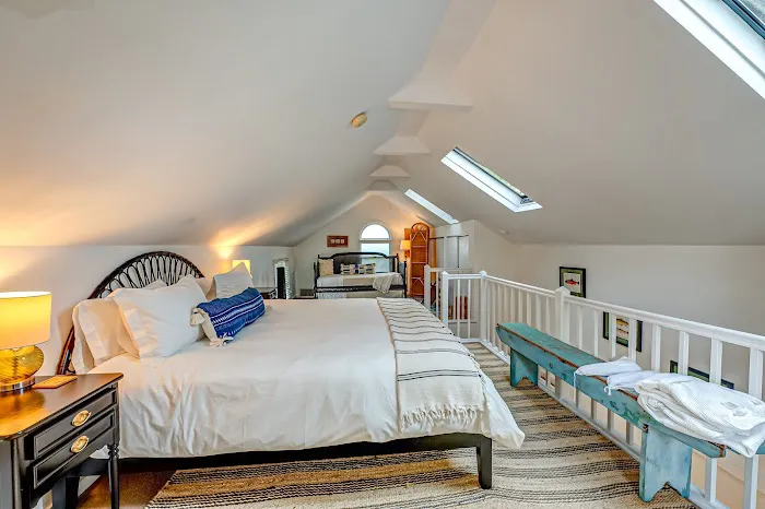 Bellport Inn Picture 1