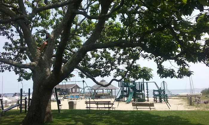Bellport Bandshell Picture 5