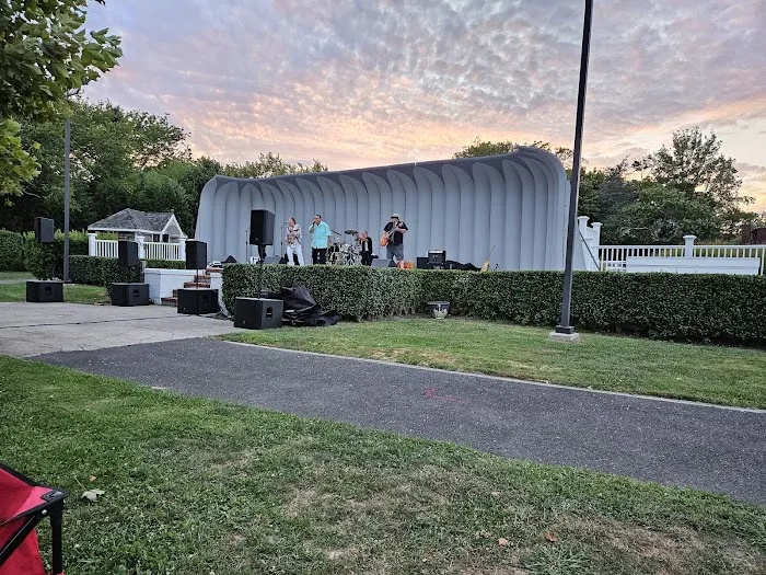 Bellport Bandshell Picture 6