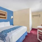 Days Inn by Wyndham Hicksville Long Island