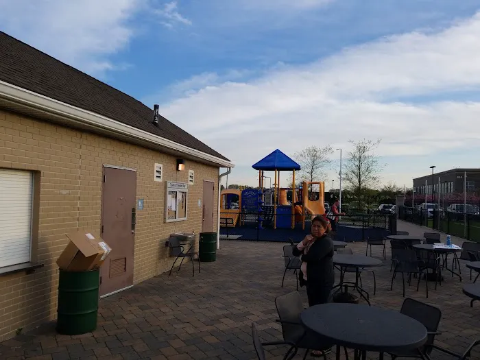 Robbins Lane Community Park Picture 7