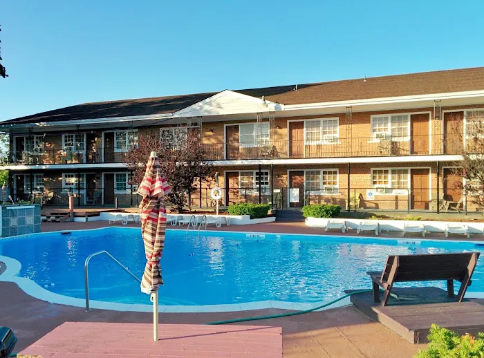Budget Host Inn East End Picture 8