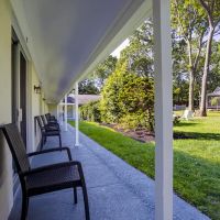 Hamptons Vacation Inn ico