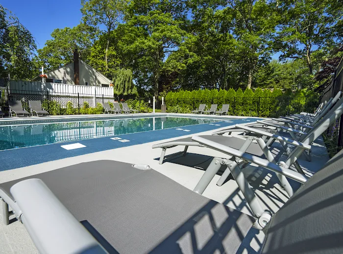 Hamptons Vacation Inn Picture 2