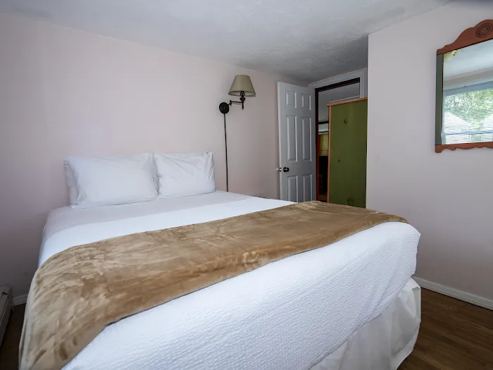 Hamptons Vacation Inn Picture 5