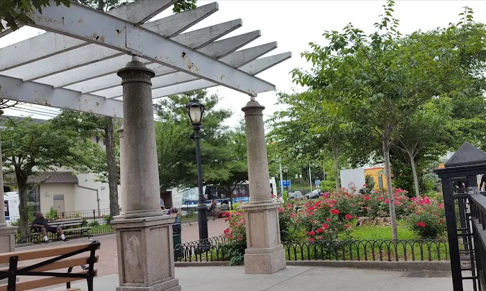 Queens Village Veterans Plaza Picture 9