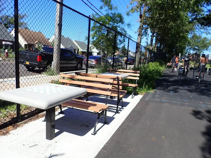 Cambria Playground Picture 7