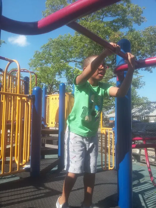 Cambria Playground Picture 9