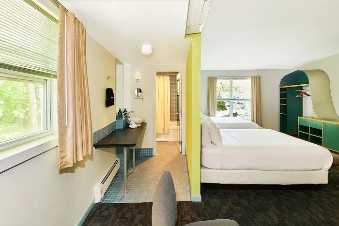 Greenporter Hotel Picture 1