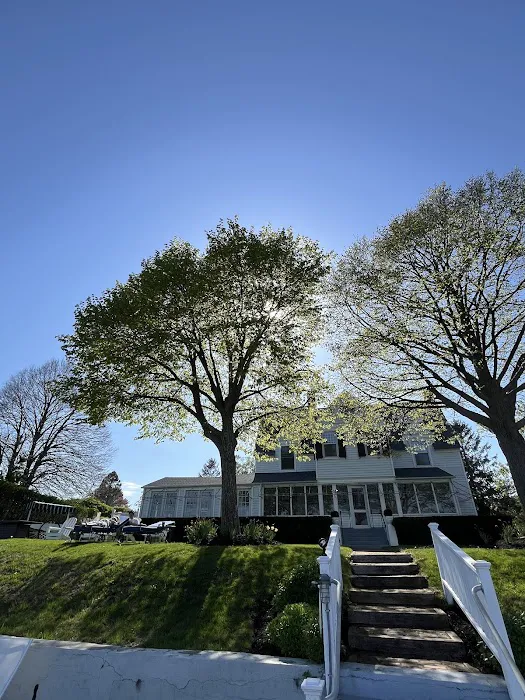 The Inn At Harbor Knoll Picture 4