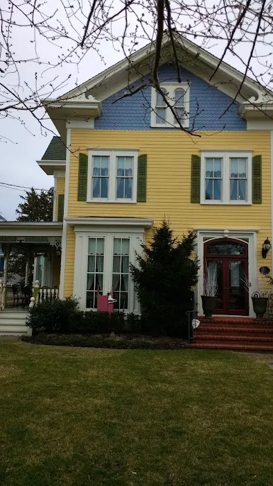 The Stirling House Picture 9