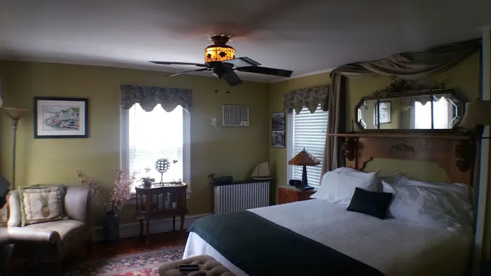 The Stirling House Picture 5