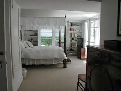 East Hampton Colonial Inn Picture 4