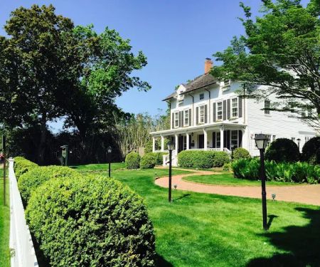 The Hedges Inn East Hampton