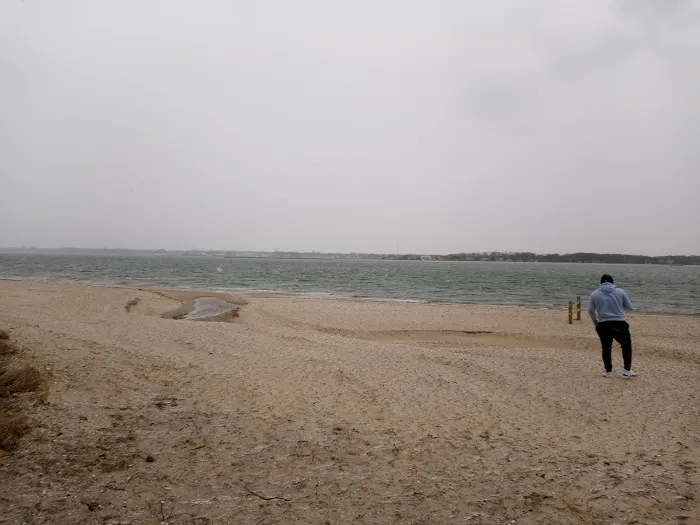 Town Landing Beach Picture 6