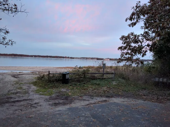 Town Landing Beach Picture 9