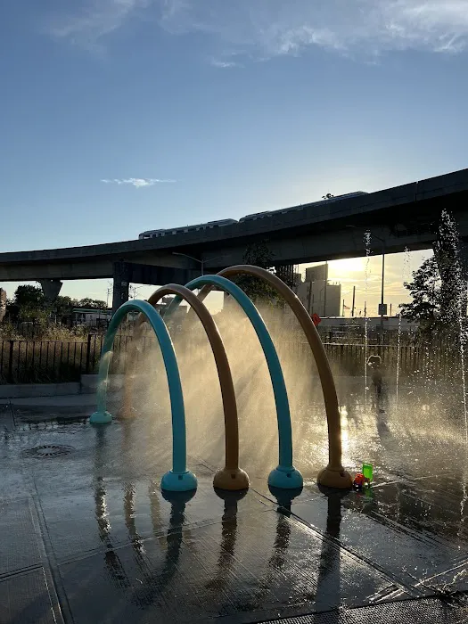 Gateway Park Picture 6