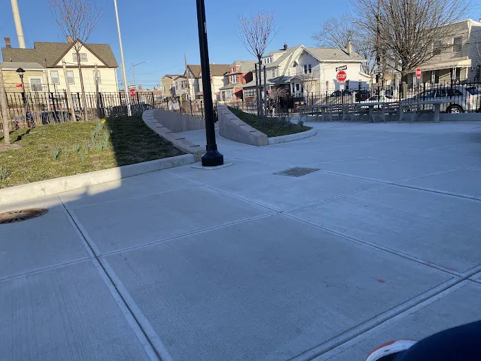 Gateway Park Picture 2